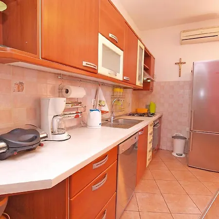 Fuer 4 Personen Ca 74 Qm In Fazana, Istrien Istrische Riviera Apartment Fazana